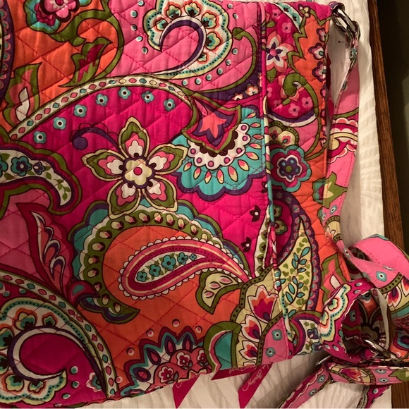 Vera Bradley with matching wallet and wristlet - Picture 9 of 10